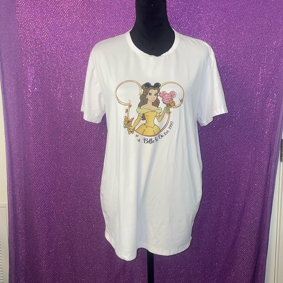 Belle Tshirt - Picture 1 of 8